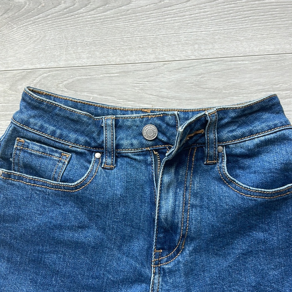 PacSun June Blue Denim Mom Shorts - Picture 3 of 5